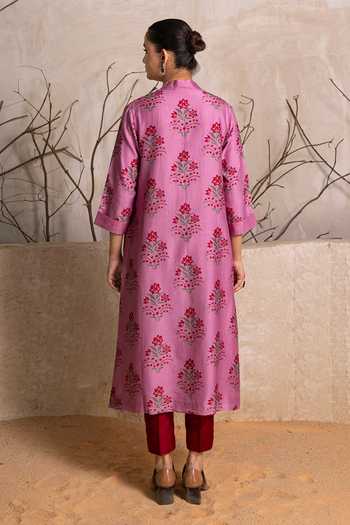 Shop_Haute Mess_Pink Silk, Chanderi V-neck Print Kurta And Pant Set _at_Aza_Fashions