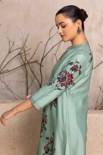 Buy_Haute Mess_Mint Silk, Chanderi Mandarin Collar, Yes Print Kurta Set _Online_at_Aza_Fashions