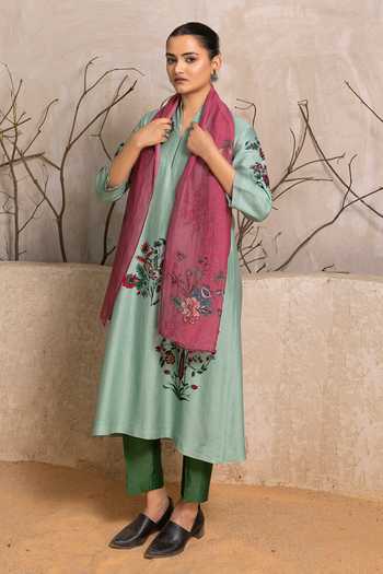 Buy_Haute Mess_Mint Silk, Chanderi Mandarin Collar, Yes Print Kurta Set _at_Aza_Fashions