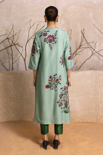 Shop_Haute Mess_Mint Silk, Chanderi Mandarin Collar, Yes Print Kurta Set _at_Aza_Fashions