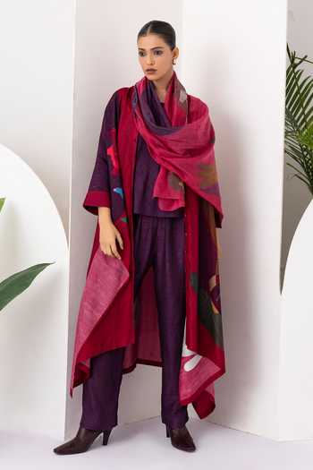 Buy_Haute Mess_Red Silk, Chanderi Mandarin Collar Print Kaftan Set _at_Aza_Fashions