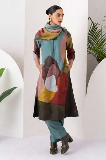 Buy_Haute Mess_Multi Color Silk, Chanderi Split V-neck Printed Tunic Set _at_Aza_Fashions