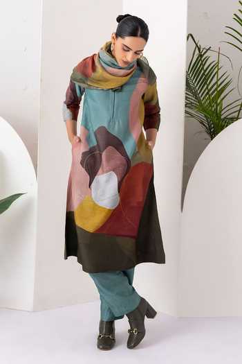 Haute Mess_Multi Color Silk, Chanderi Split V-neck Printed Tunic Set _Online_at_Aza_Fashions