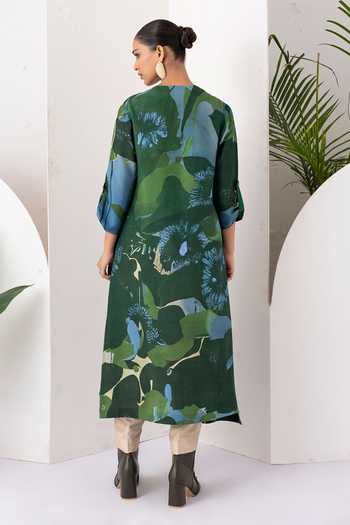 Shop_Haute Mess_Green Silk, Chanderi V-neck, Yes Printed Kurta Set _at_Aza_Fashions