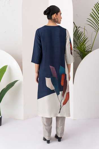 Shop_Haute Mess_Blue Silk, Chanderi Round Neck, Yes Color Block Kurta And Pant Set _at_Aza_Fashions
