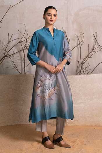 Buy_Haute Mess_Blue Silk, Chanderi Mandarin Collar Printed Kurta Set _at_Aza_Fashions