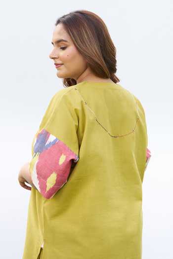 Vaaya_Green Cotton Round Neck Ikat Handwoven Kurta And Pant Set _Online_at_Aza_Fashions