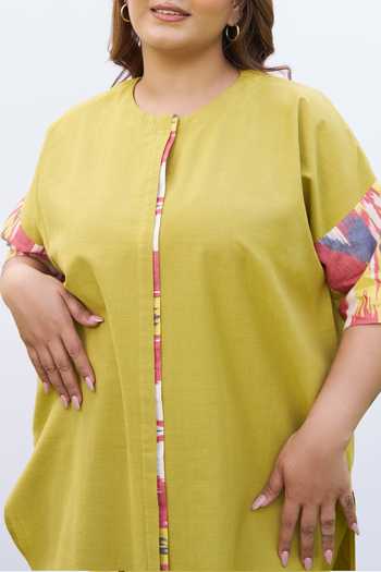 Vaaya_Green Cotton Round Neck Ikat Handwoven Kurta And Pant Set _at_Aza_Fashions