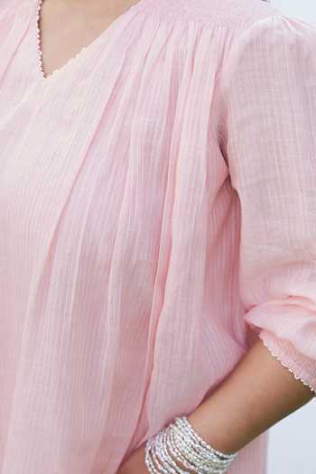Shop_Vaaya_Pink V-neck Pure Mul Kurta And Pant Set 