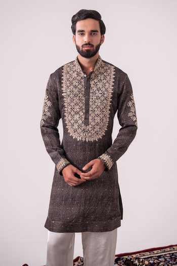 Buy_Char Chaand_Charcoal Silk Embroidered Kurta _at_Aza_Fashions