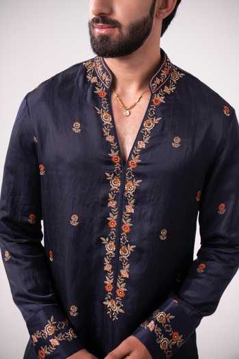 Char Chaand_Navy Silk, Linen Embroidered Kurta _Online_at_Aza_Fashions