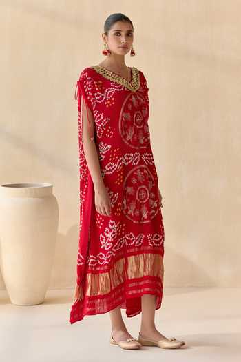 Shop_5elements_Red Satin, Modal V-neck Neelanshi Bandhani Pattern Kaftan _at_Aza_Fashions