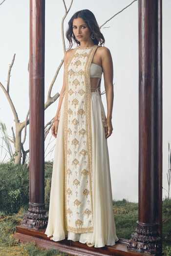 Buy_House of Arshiyaa_Ivory Silk, Chiffon Motif Embroidered Cape Sharara Set _at_Aza_Fashions