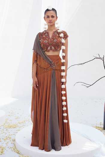 Buy_Rimple Agrawal_Brown Crepe, Net V-neck Dayamayi Two Tone Pre-draped Saree Set _at_Aza_Fashions