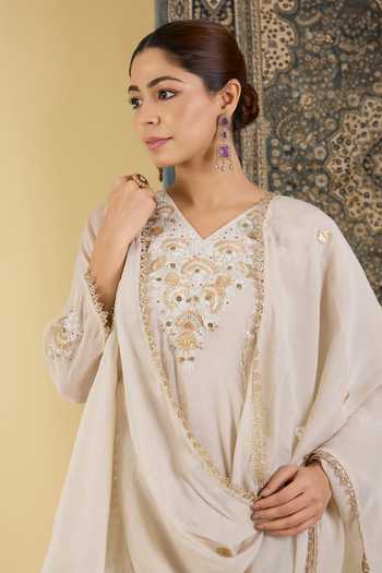 Shop_BAIDEHI_Grey Chanderi V-neck Floral Embroidered Kurta Set _Online_at_Aza_Fashions