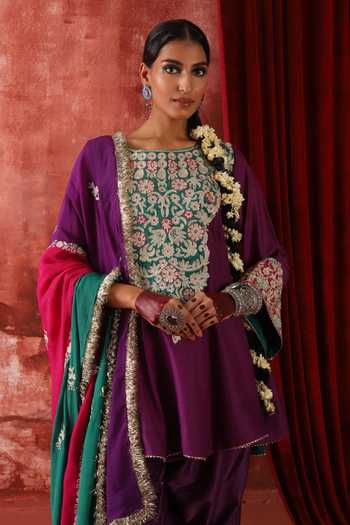 Buy_Studio Rang by Swati_Purple Chanderi Silk, Silk, Chiffon Boat Rangon Ki Baraat Embroidered Kurta Set _Online_at_Aza_Fashions
