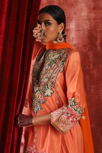 Studio Rang by Swati_Orange Chanderi Silk, Silk, Chiffon Round Dhadak Embroidered Kurta Pant Set _Online_at_Aza_Fashions