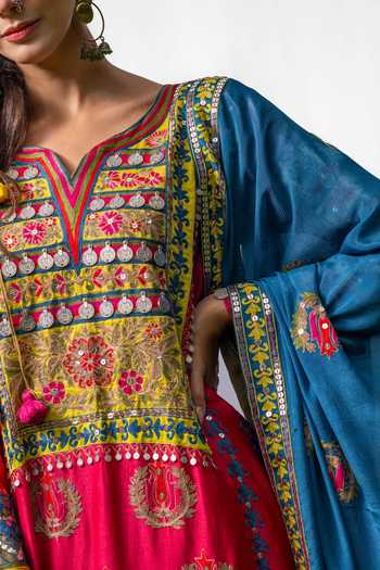 Buy_Studio Rang by Swati_Pink Chanderi Silk, Cotton, Chanderi, Chiffon Tulip Bagh Embroidered Kurta Set 