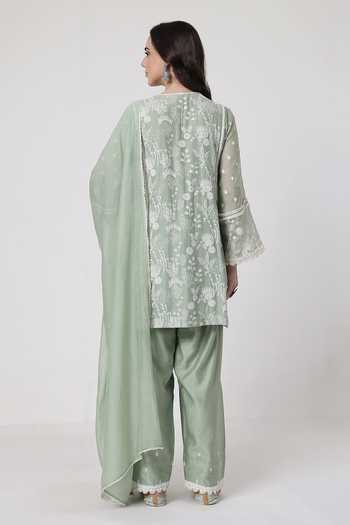 Shop_KAPAAS_Green Chanderi Round Neck Lace Embroidered Kurta Set _at_Aza_Fashions