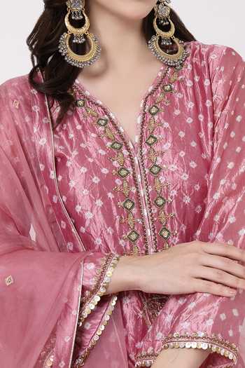 Buy_KAPAAS_Pink Silk, Organza, Tissue V-neck, Yes Bandhani Pattern Kurta Set _Online