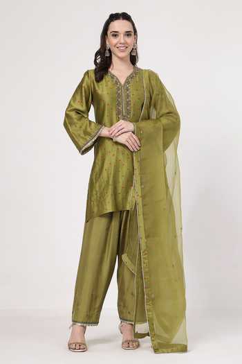 Shop_KAPAAS_Olive Green Silk, Organza, Tissue V-neck, Yes Bandhani Pattern Kurta Set _Online_at_Aza_Fashions