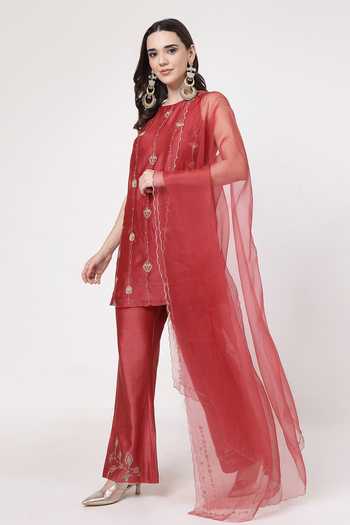 Shop_KAPAAS_Maroon Organza, Chanderi, Muslin (mulmul) Round Neck A-line Kurta Set _Online_at_Aza_Fashions