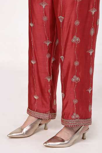 KAPAAS_Maroon Organza, Chanderi V-neck, Yes Embroidered Kurta Set _at_Aza_Fashions