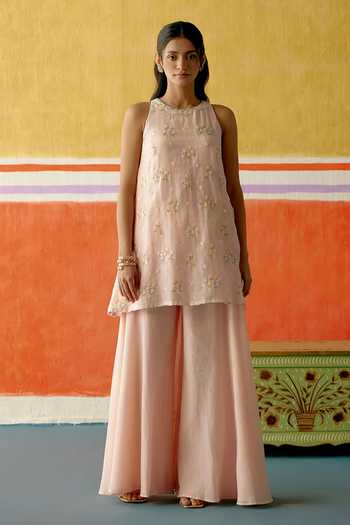 KAPAAS_Pink Organza, Chanderi Keyhole Neck Pankhudi Embroidered Kurta Sharara Set _Online_at_Aza_Fashions