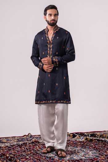 Buy_Char Chaand_Navy Silk, Linen Embroidered Kurta _at_Aza_Fashions