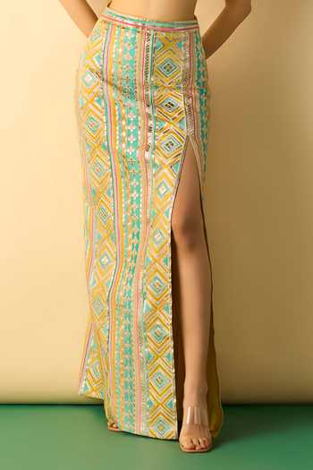 Gopi Vaid_Aqua Square Neck Kashvi Embroidered Blouse And Slit Skirt Set _Online_at_Aza_Fashions