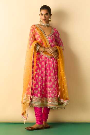 Buy_Gopi Vaid_Pink Georgette, Lycra, Net V-neck Anika Block Print Anarkali Set _at_Aza_Fashions