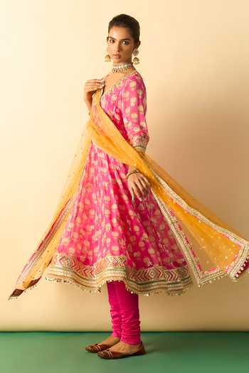 Gopi Vaid_Pink Georgette, Lycra, Net V-neck Anika Block Print Anarkali Set _Online_at_Aza_Fashions