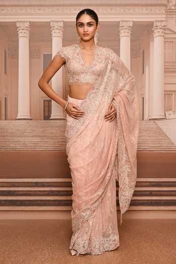 Buy_Tarun Tahiliani_Pink Lace Sweetheart Neck Embroidered Saree With Blouse _at_Aza_Fashions