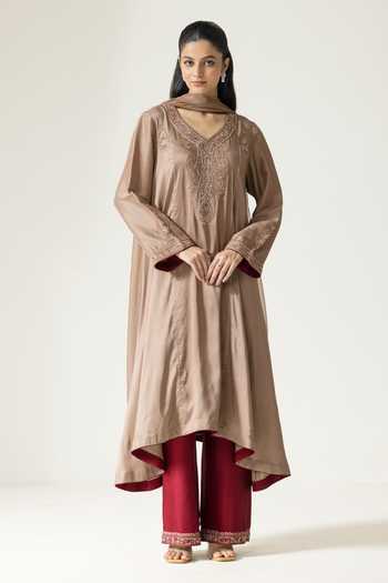 Buy_DAREISS_Beige Silk, Dupion V-neck, Yes Zaria Hand Embroidered Kurta Set _at_Aza_Fashions