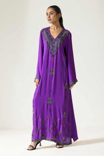 Buy_DAREISS_Purple Silk V-neck Orchid Hand Embroidered Kaftan _at_Aza_Fashions