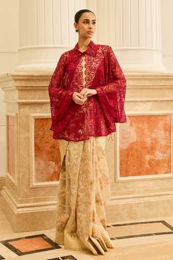 DAREISS_Red Silk, Satin, Lace Collared Neck Floral Chantilly Work Cape _Online