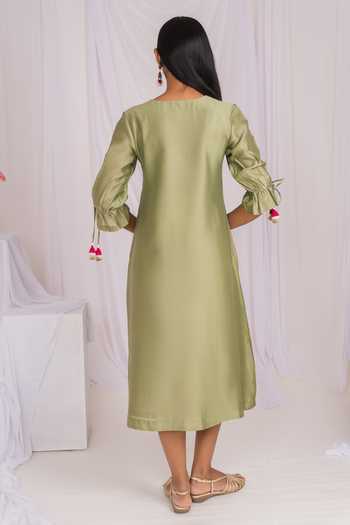 Shop_Mushio_Green Chanderi Keyhole Neck Hand Embellished Dress _at_Aza_Fashions