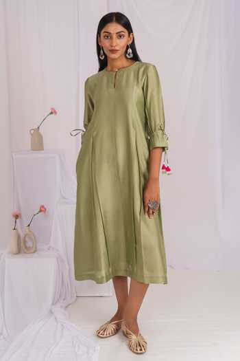 Mushio_Green Chanderi Keyhole Neck Hand Embellished Dress _Online_at_Aza_Fashions
