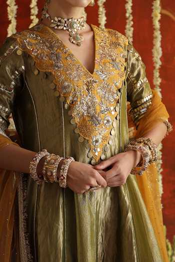 Buy_Aaroh By Dolly_Green Silk, Net, Tissue V-neck Sunehri Saanjh Anarkali With Dupatta 