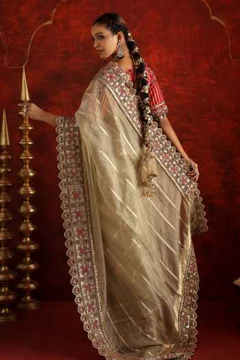Shop_Aaroh By Dolly_Green Silk, Organza V-neck Vaidehi Embroidered Banarasi Saree With Blouse _at_Aza_Fashions