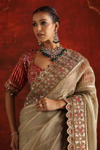 Buy_Aaroh By Dolly_Green Silk, Organza V-neck Vaidehi Embroidered Banarasi Saree With Blouse _Online_at_Aza_Fashions