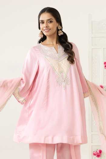 Buy_BAHAARA BY DIVYA NARULA_Pink Silk Satin, Organza Round Neck, Yes Noora Embellished Yoke Kurta Set 
