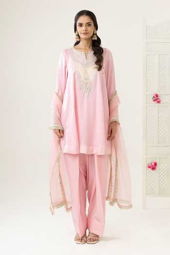 Shop_BAHAARA BY DIVYA NARULA_Pink Silk Satin, Organza Round Neck, Yes Noora Embellished Yoke Kurta Set 