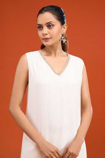 Shop_Varun Bahl_Off White Georgette V-neck, Yes Plain Bordered Kurta And Pant Set _Online_at_Aza_Fashions