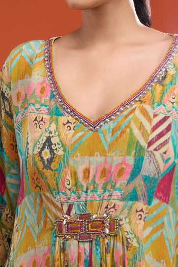 Chaashni By Maansi And Ketan_Multi Color Chinon V-neck Geometric Print Kaftan _Online_at_Aza_Fashions
