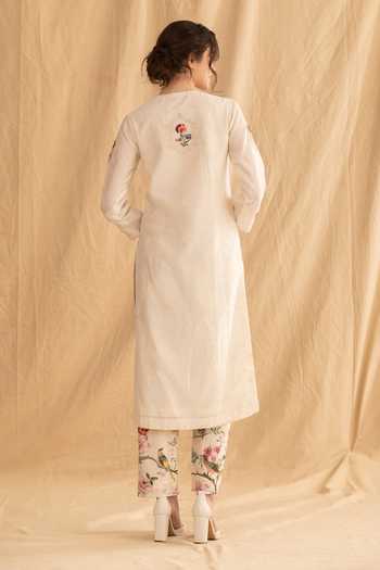 Shop_Dried Flowers_Ivory , Chanderi, Cotton, Organza Mandarin Floral Print Kurta Set _at_Aza_Fashions