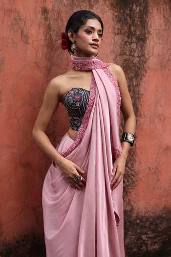 Buy_Devkalii_Pink Organza Sweetheart Neck Hand Embellished Saree With Blouse _Online_at_Aza_Fashions
