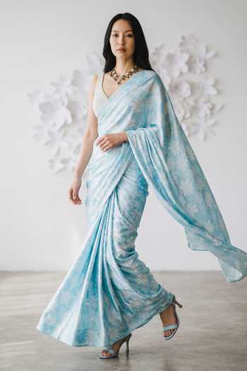 Buy_Devkalii_Sky Blue Silk V-neck Printed Saree And Blouse Set _at_Aza_Fashions