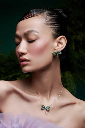 Miss Jo_Emerald Green Woodland Dragonfly Pendant Necklace _Online_at_Aza_Fashions