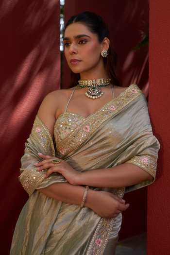 Buy_House of Arshiyaa_Green Tissue Sweetheart Neck Pure Saree With Blouse _Online_at_Aza_Fashions